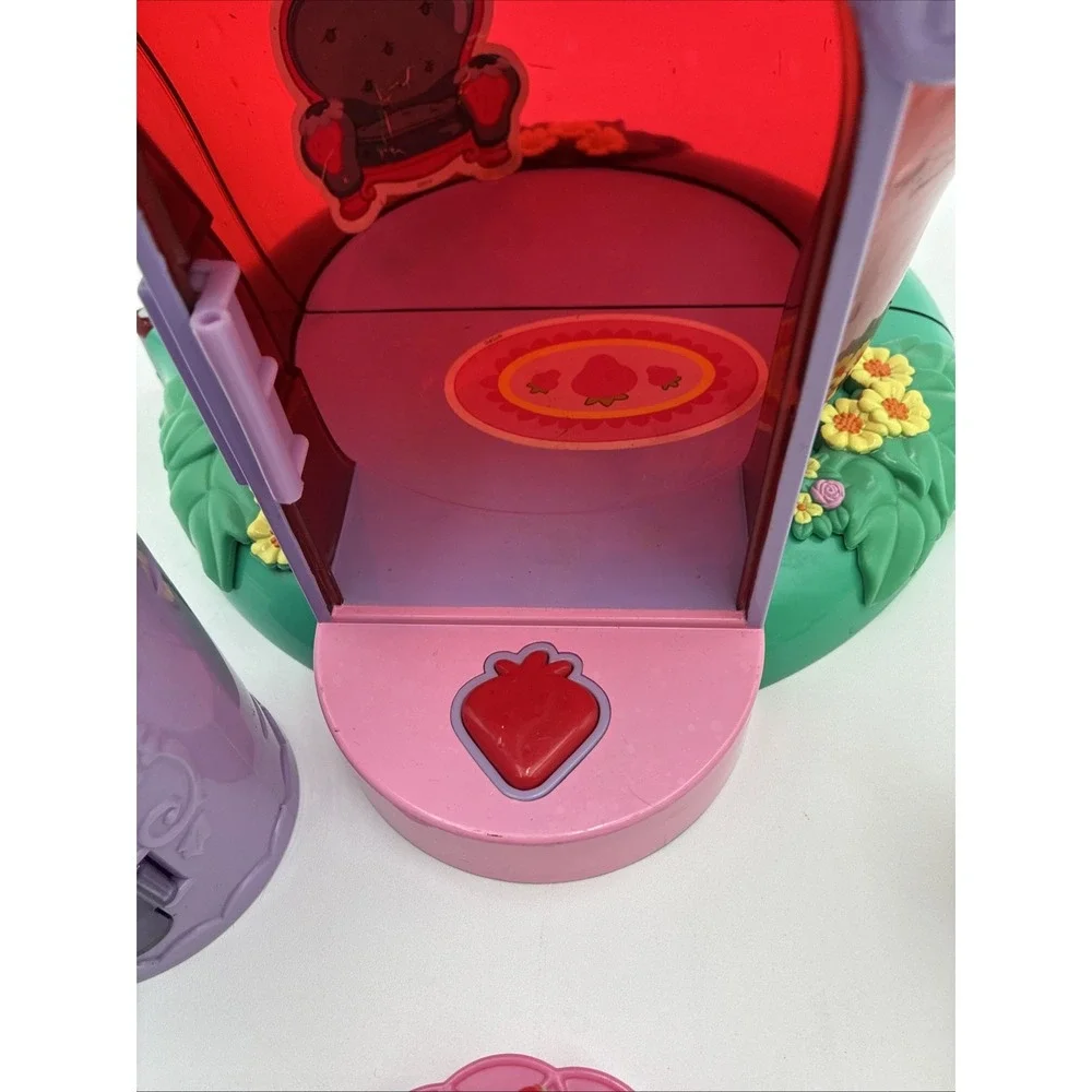 2003 Strawberry Shortcake Berry Sweet Home Playset /Honey Pie Pony/Accessories